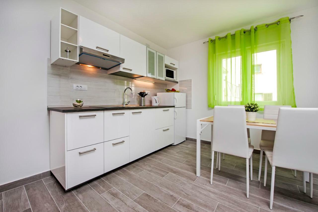 Apartment And Studio Tereza Rovinj Exterior photo