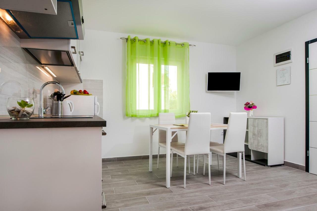 Apartment And Studio Tereza Rovinj Exterior photo