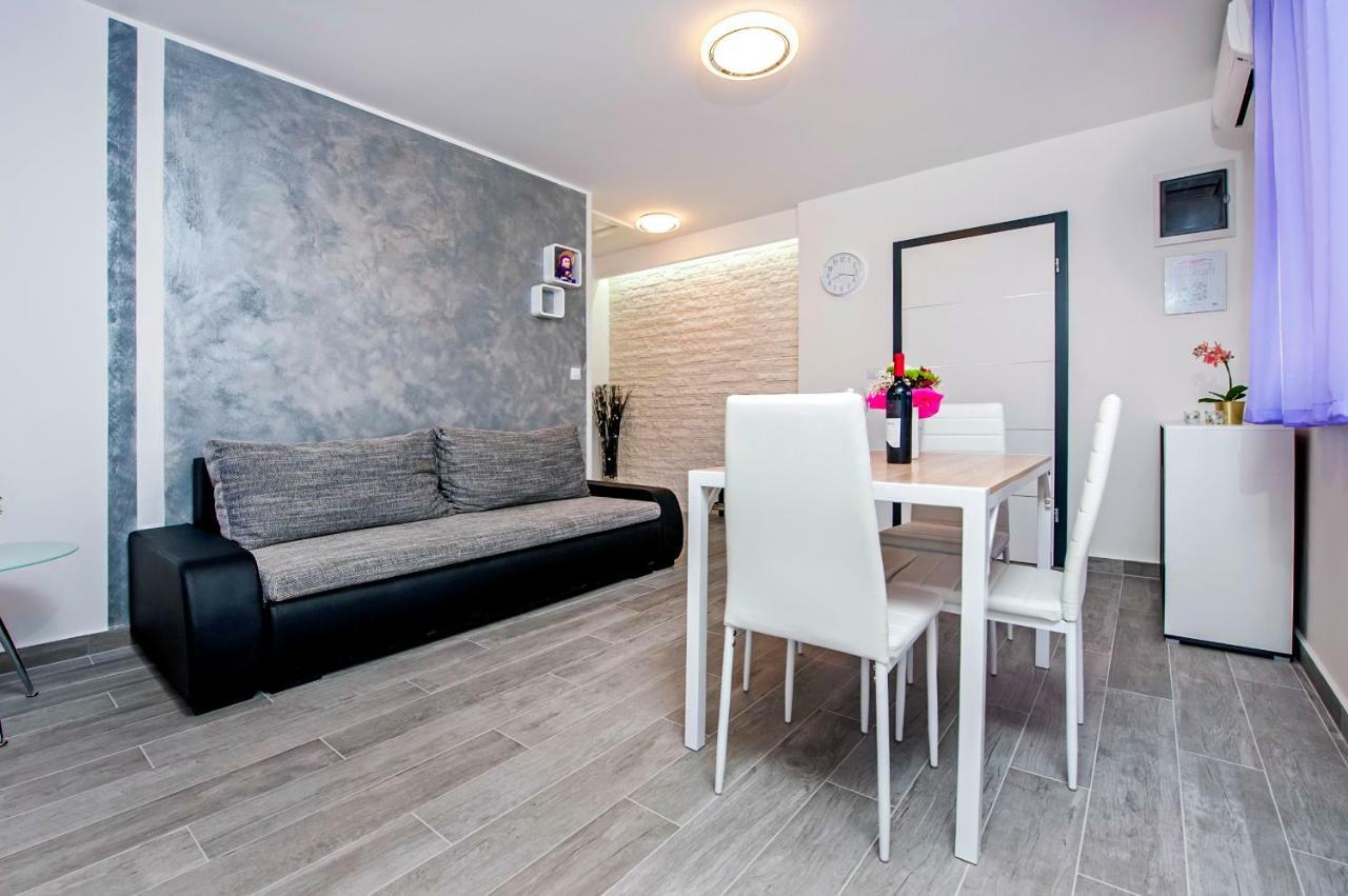Apartment And Studio Tereza Rovinj Exterior photo