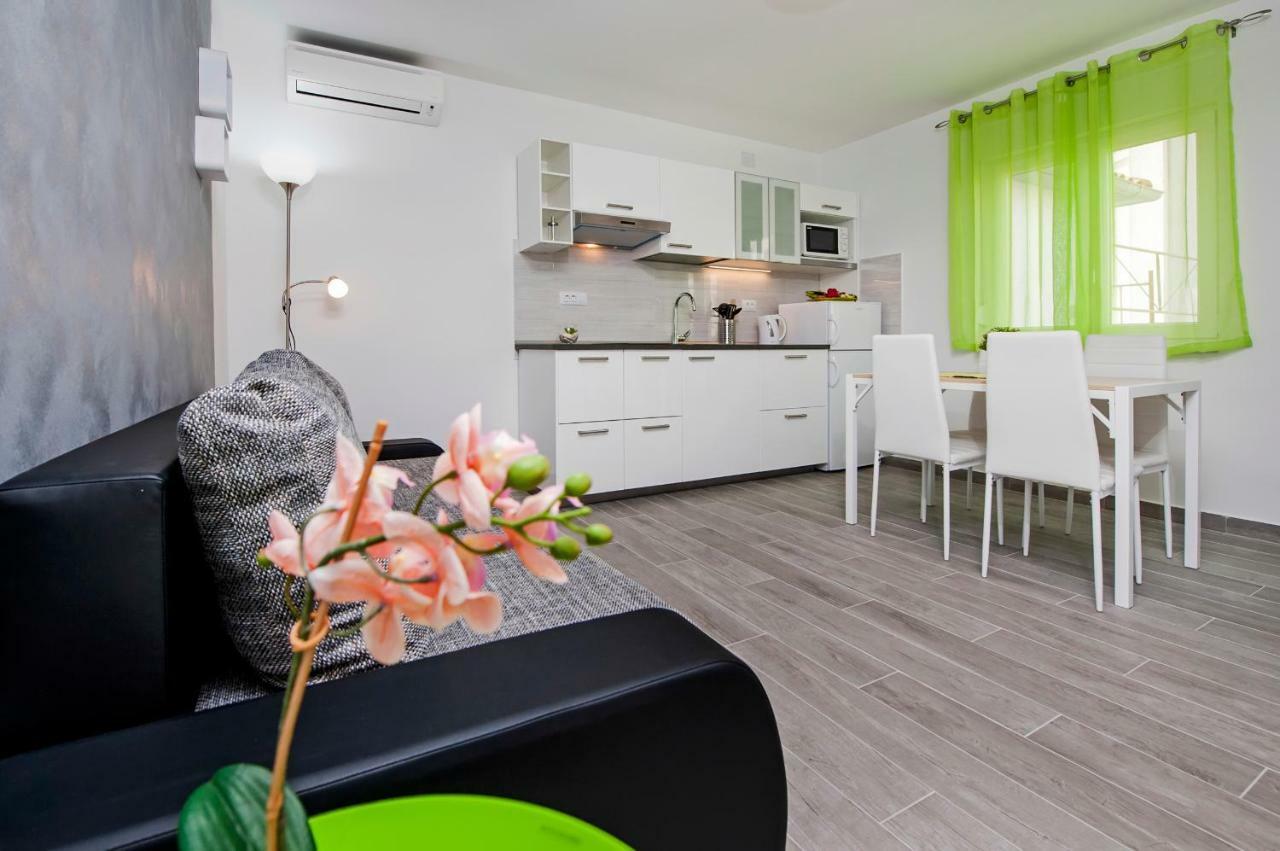Apartment And Studio Tereza Rovinj Exterior photo