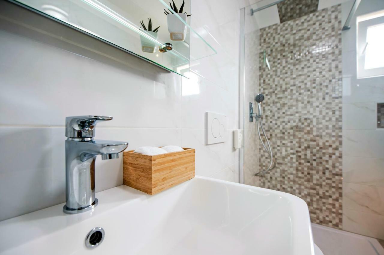 Apartment And Studio Tereza Rovinj Exterior photo
