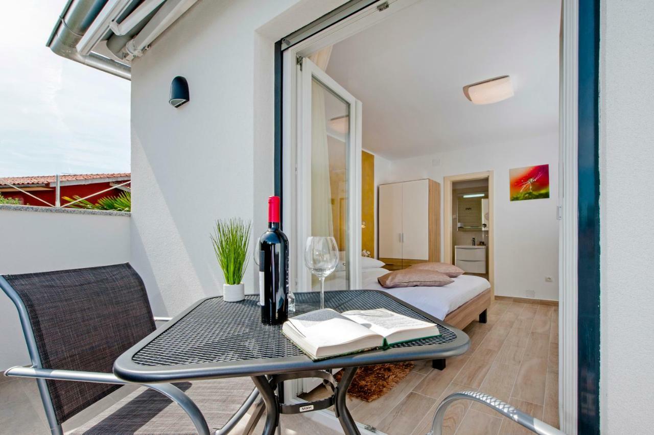 Apartment And Studio Tereza Rovinj Exterior photo