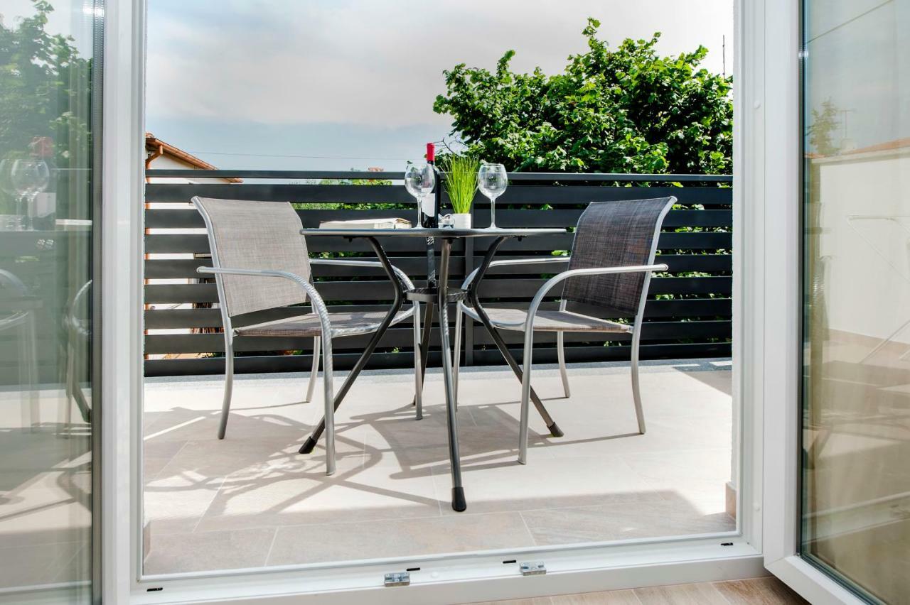 Apartment And Studio Tereza Rovinj Exterior photo