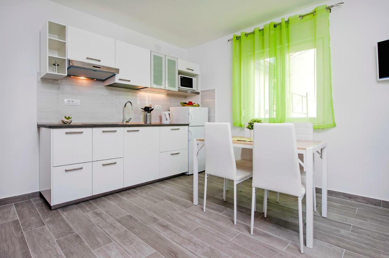 Apartment And Studio Tereza Rovinj Exterior photo