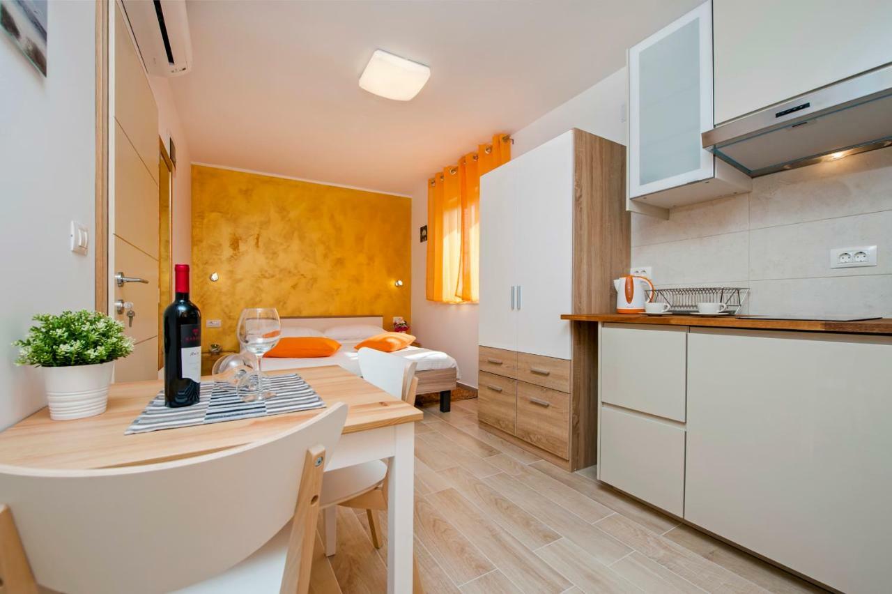 Apartment And Studio Tereza Rovinj Exterior photo